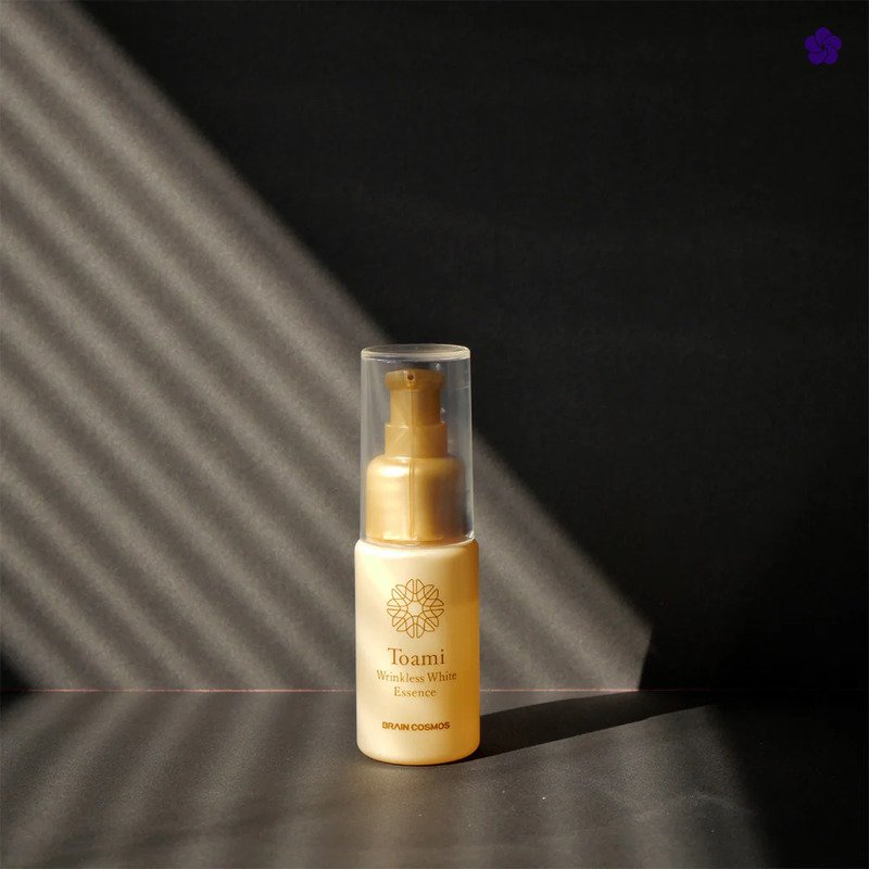 TOAMI Wrinkless White Essence – stangrinamoji šviesinamoji esencija