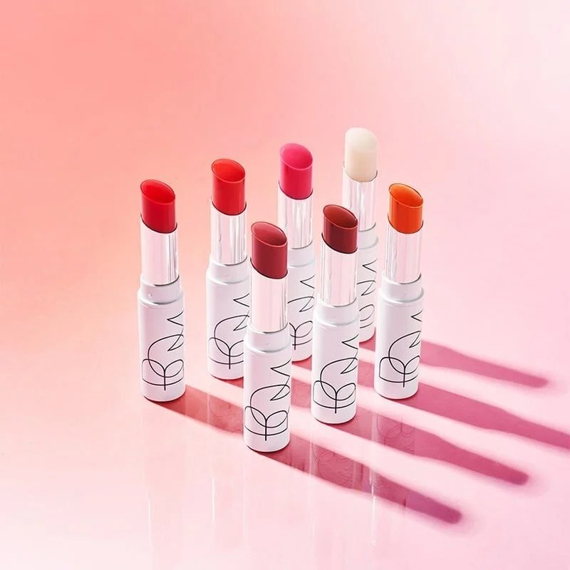 BOM Dewy Lip Balm #02 Pure Red – lūpų balzamas su spalva