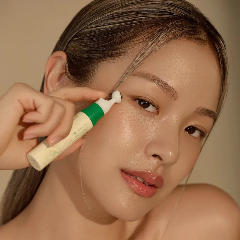 AXIS-Y Vegan Collagen Eye Serum – paakių serumas su kolagenu