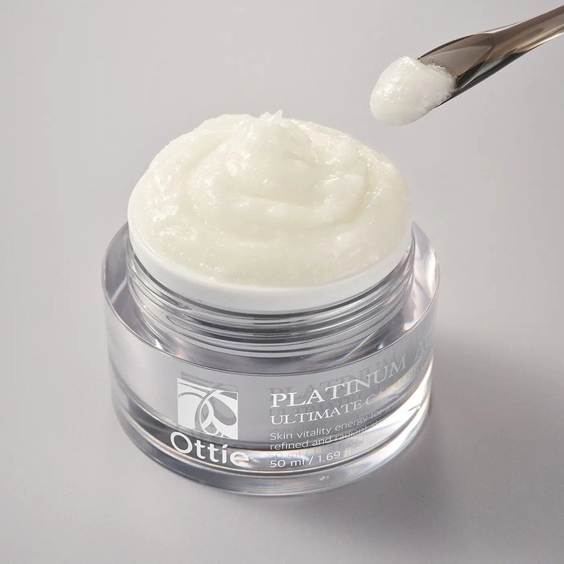Ottie Platinum Aura Ultimate Capsule Cream – prabangus veido kremas 2