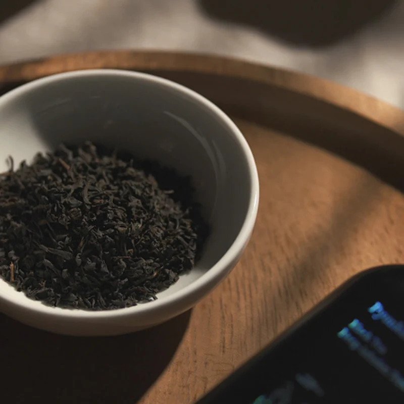 Pyunkang Yul Black Tea Boosting Serum - jauninamasis serumas