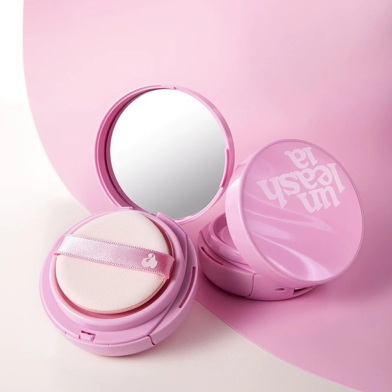 Unleashia Don't Touch Glass Pink Cushion SPF50+ PA++++ 23W With Care– makiažo pagrindas